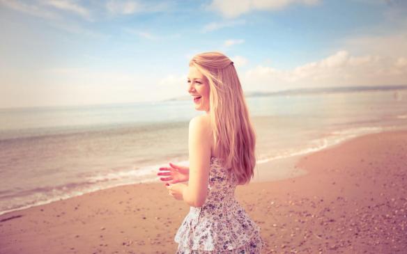 on-beach-girl-photography-facebook-timeline-cover,1280x800,66714