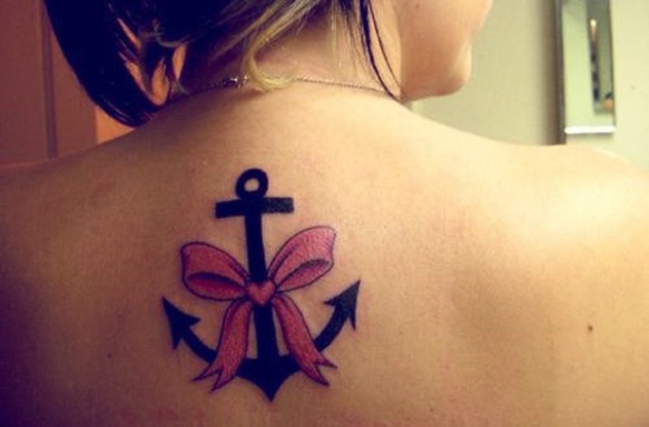 35-back-tattoos-anchors-ancora-bows-tattoo-for-girls